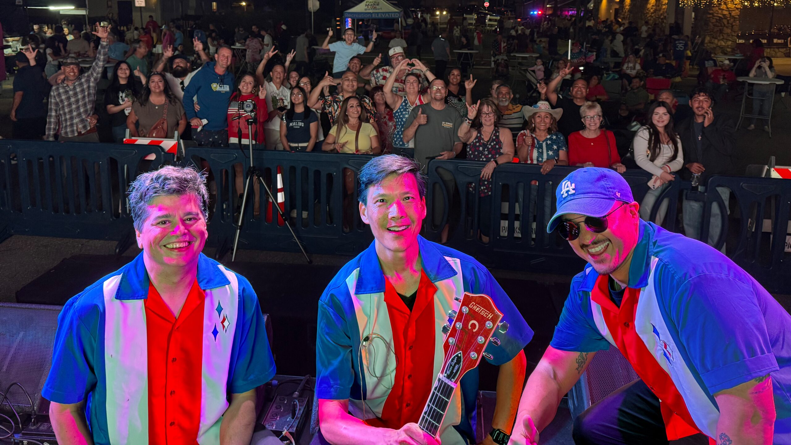 audience selfie 16_9 - IMG_4297 - adj layers